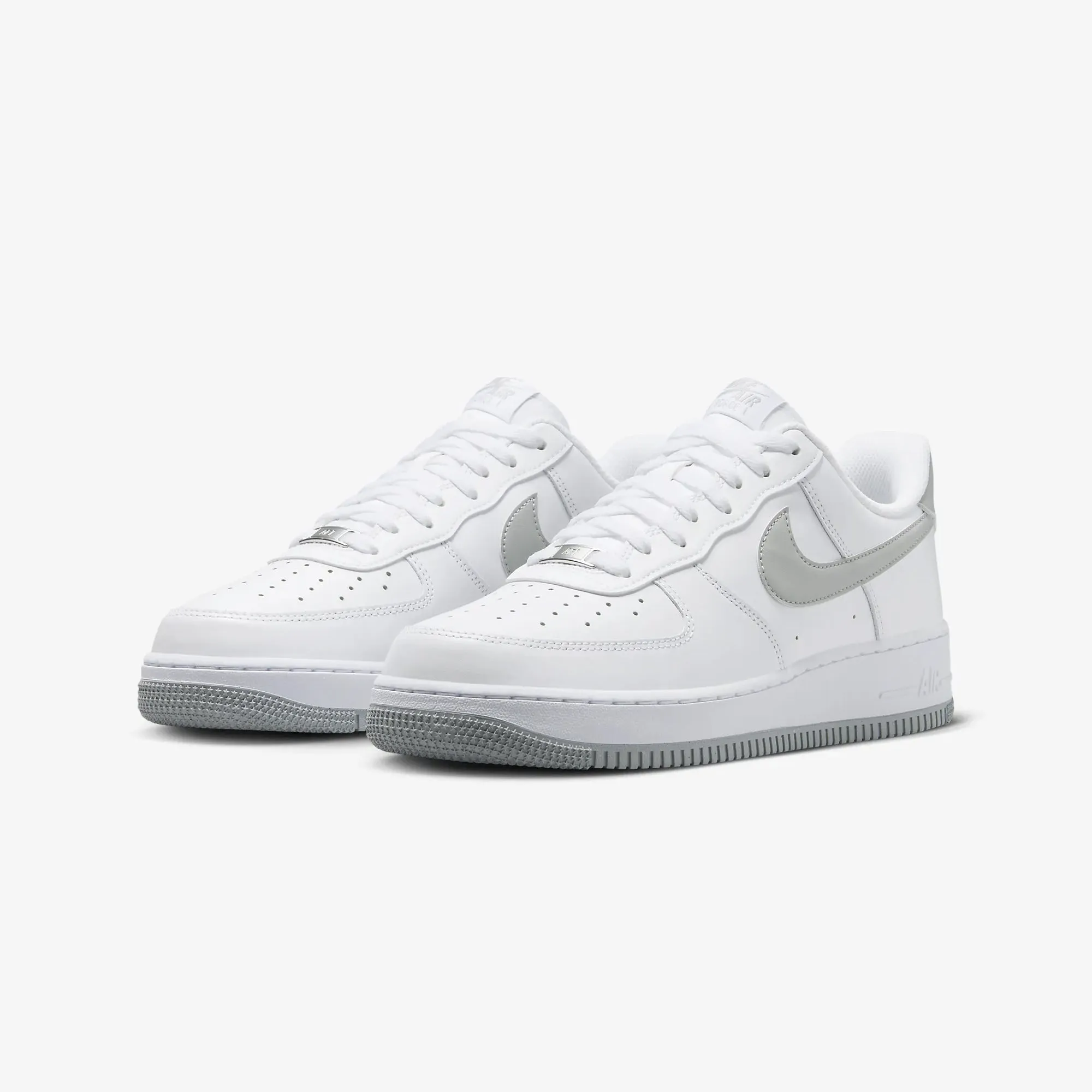 AIR FORCE 1 '07 'WHITE/LT SMOKE GREY-WHITE'