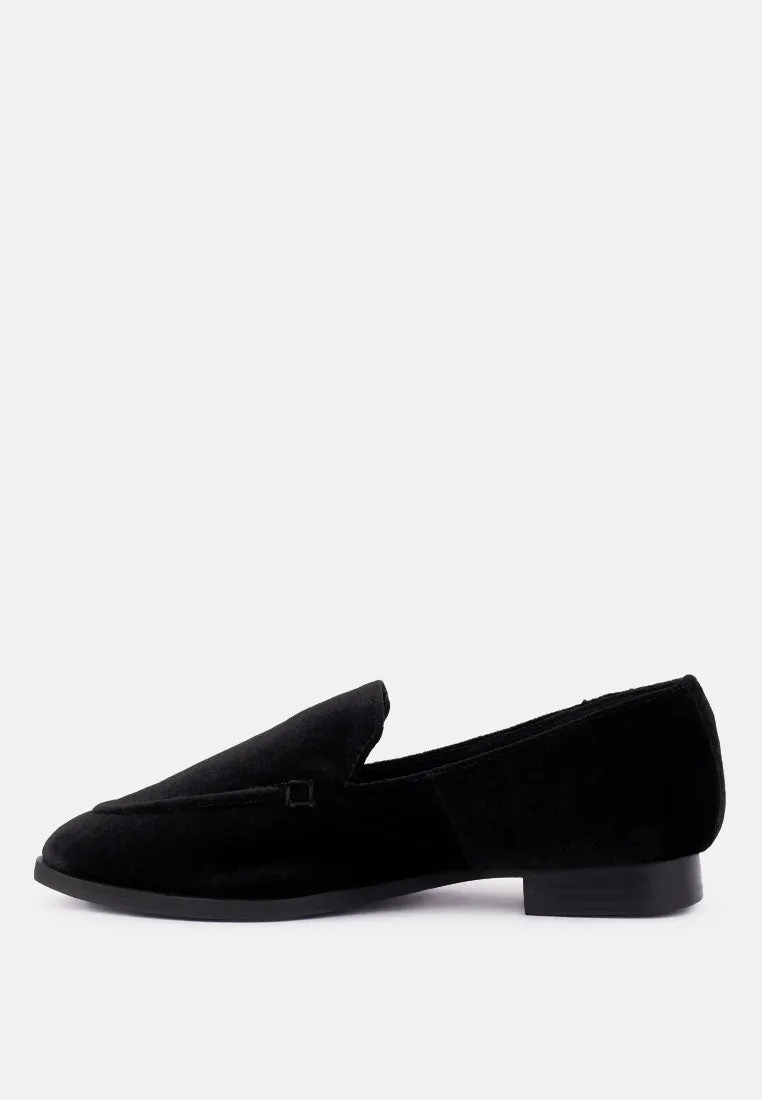 Luxe-Lap Velvet Handcrafted Loafers