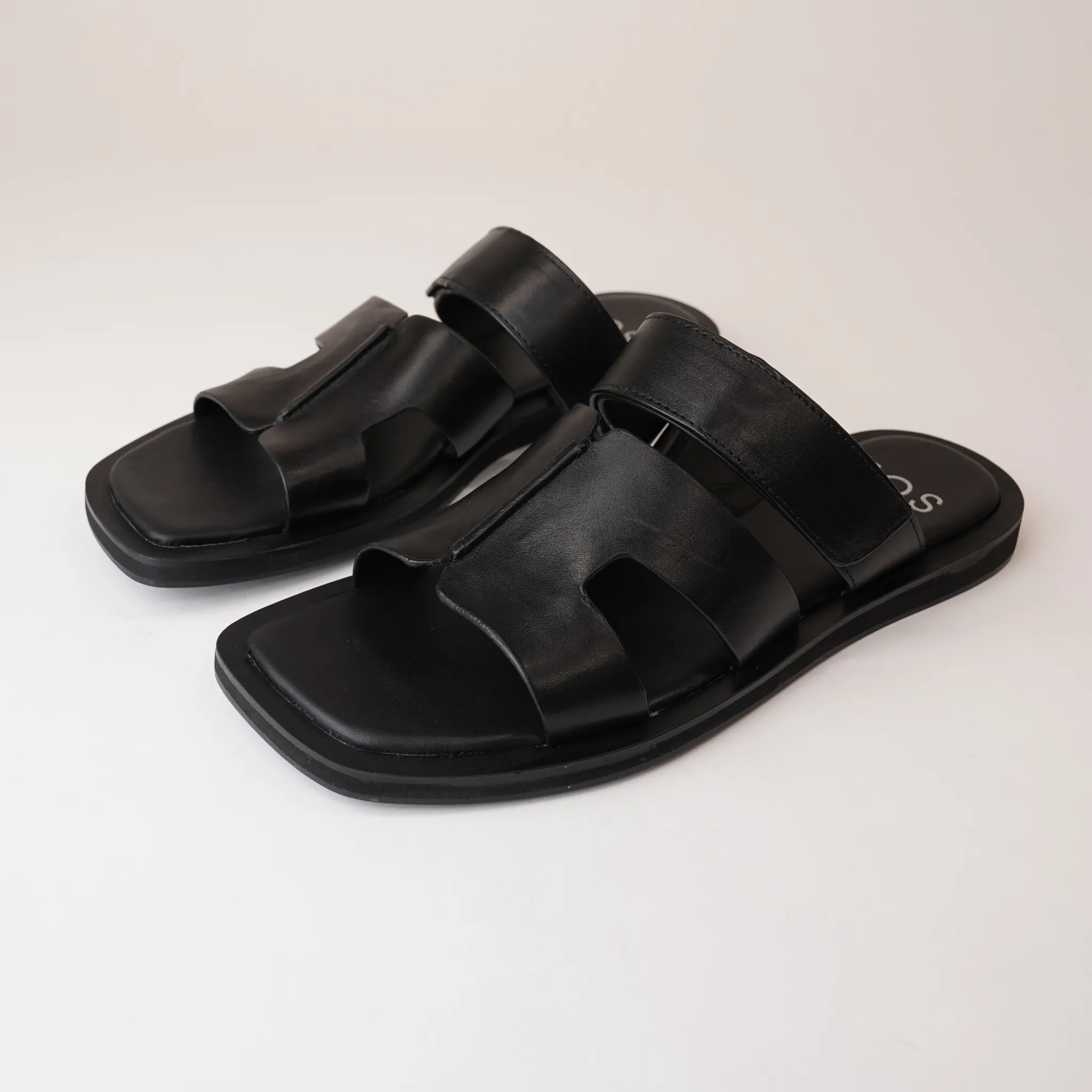 Misayao Black Leather Slides