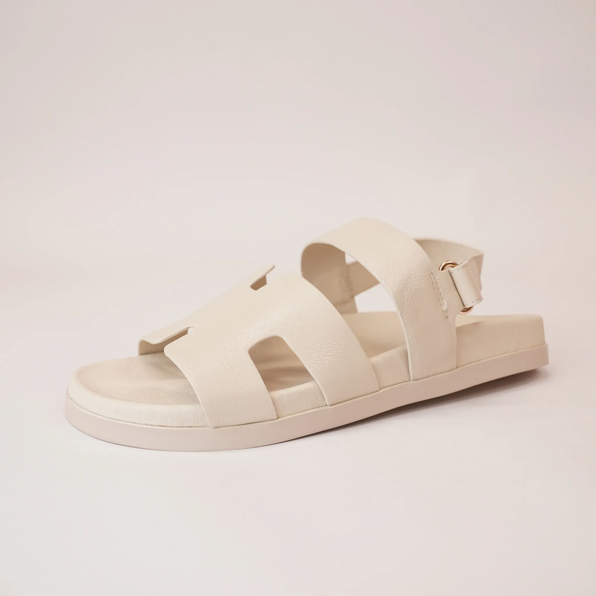 Reefa Milk Leather Sandals